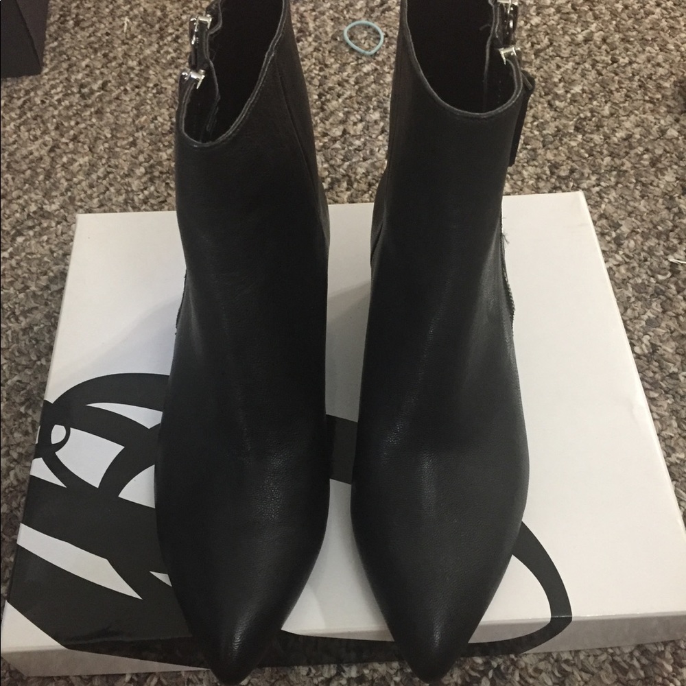 Nine west boots sz6